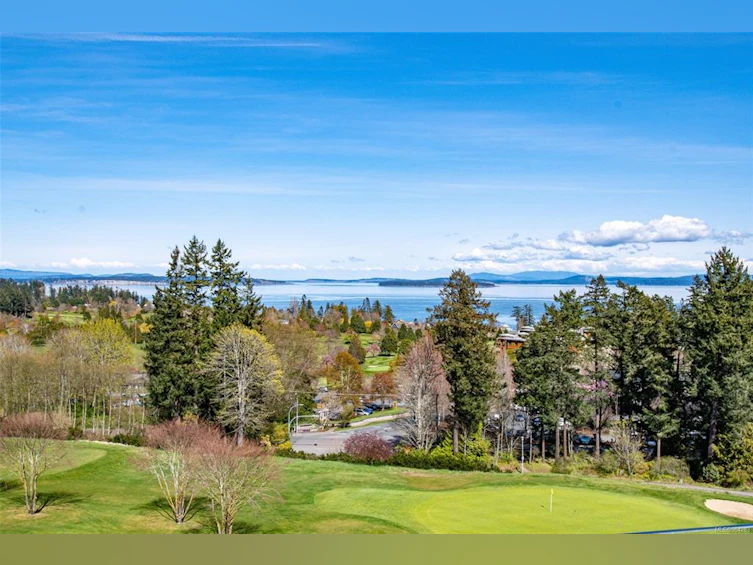 202-5316 Sayward Hill Crescent, Saanich, BC, V8Y 3H8 - 53