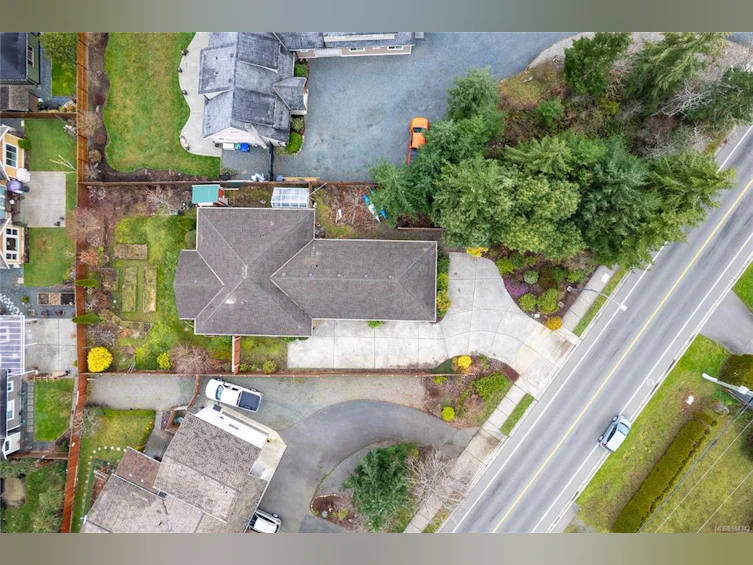 767 Temple Street, Parksville, BC, V9P 1B1 - 43