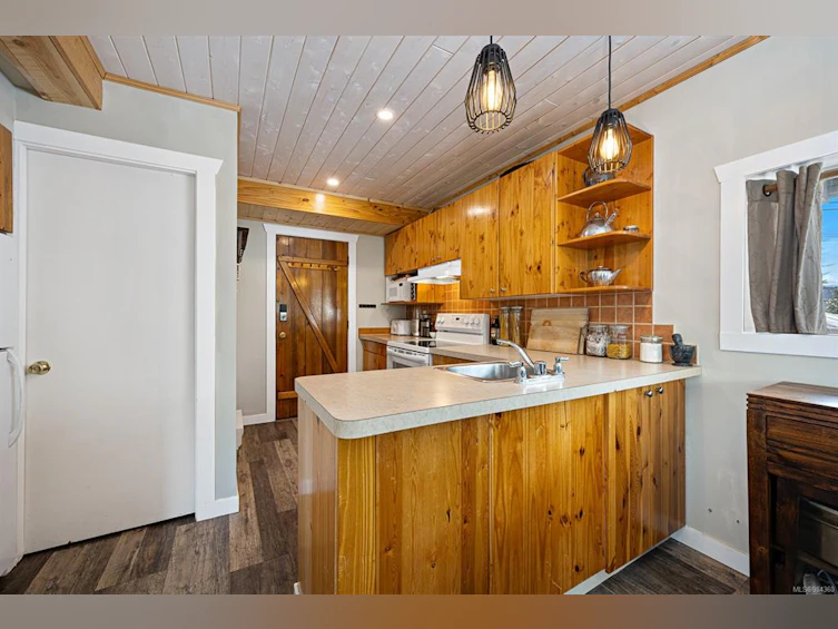 710 Glacier View Circle, Courtenay, BC, V9J 1L0 - 6