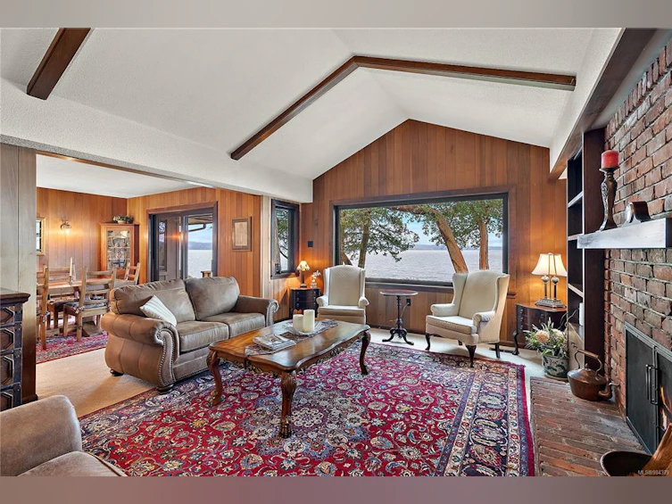 9724 Glynnwood Park Road, North Saanich, BC, V8L 5H4 - 5