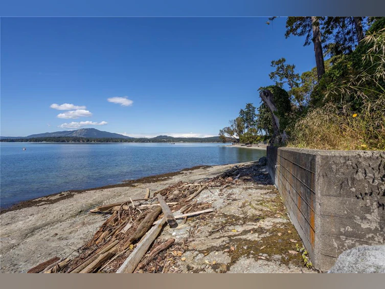 9724 Glynnwood Park Road, North Saanich, BC, V8L 5H4 - 29