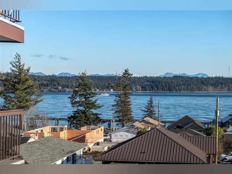 205-615 Alder Street, Campbell River, BC, V9W 2P3 - 10