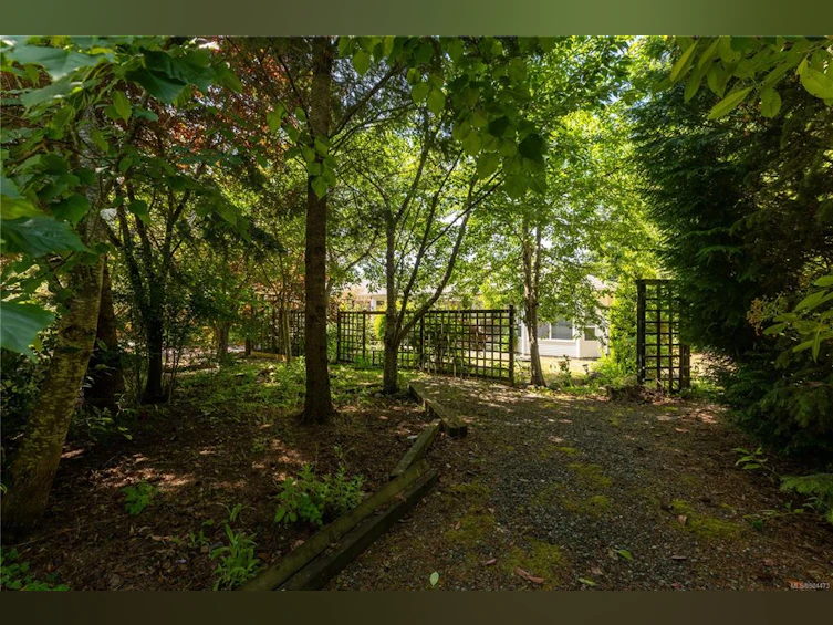 2022 Woobank Road, Nanaimo, BC, V9X 1J5 - 43