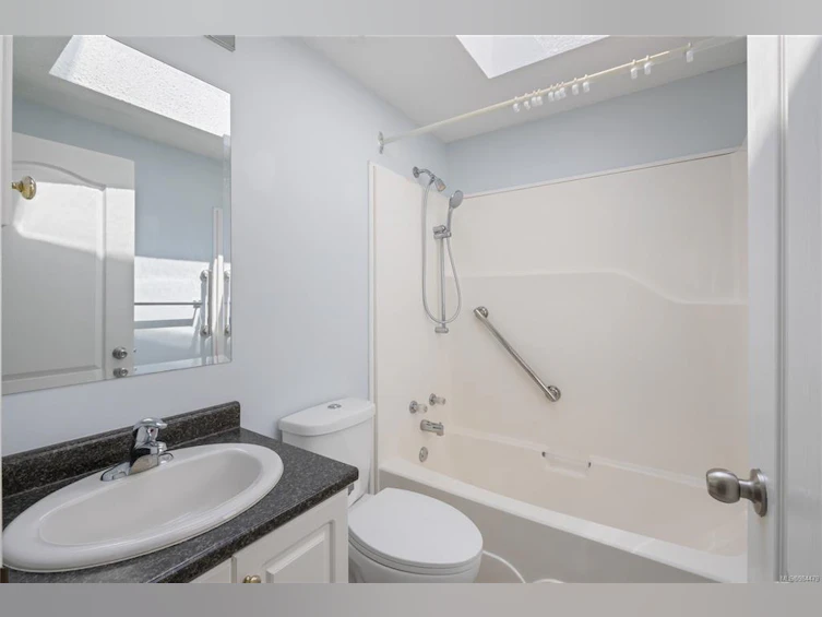 450 & 460 Rembar Road, Qualicum Beach, BC, V9K 2A4 - 35