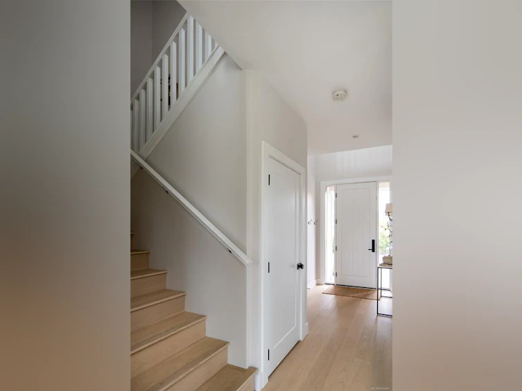 9344 East Saanich Road, North Saanich, BC, V8L 1H9 - 20