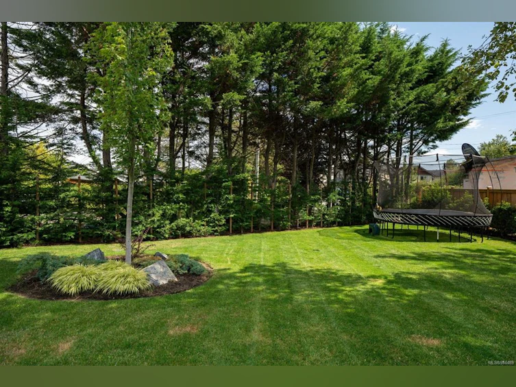 9344 East Saanich Road, North Saanich, BC, V8L 1H9 - 48