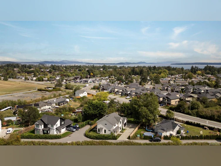 9344 East Saanich Road, North Saanich, BC, V8L 1H9 - 53