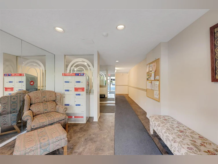 404-2647 Graham Street, Victoria, BC, V8T 3Y8 - 24