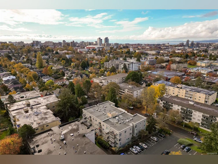 404-2647 Graham Street, Victoria, BC, V8T 3Y8 - 29
