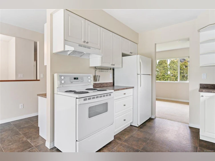 3351 Painter Road, Colwood, BC, V9C 2J1 - 11