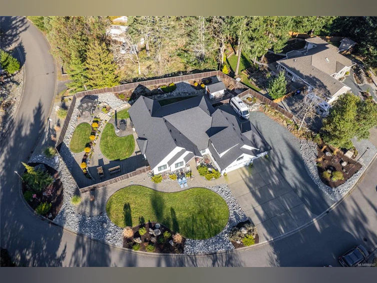 3323 Henley Place, Fairwinds, BC, V9P 9H6 - 10