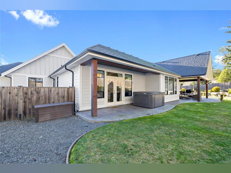 3323 Henley Place, Fairwinds, BC, V9P 9H6 - 45