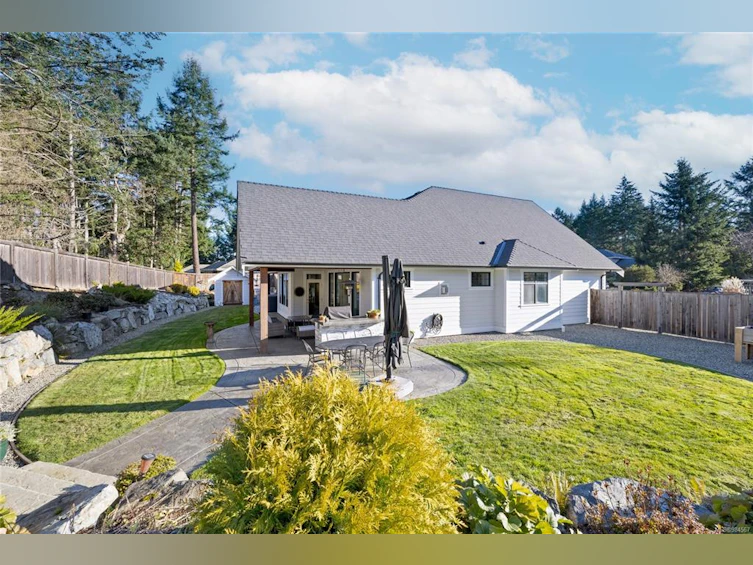 3323 Henley Place, Fairwinds, BC, V9P 9H6 - 49
