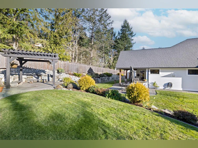 3323 Henley Place, Fairwinds, BC, V9P 9H6 - 50