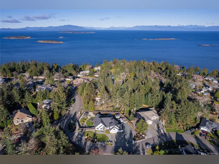 3323 Henley Place, Fairwinds, BC, V9P 9H6 - 66