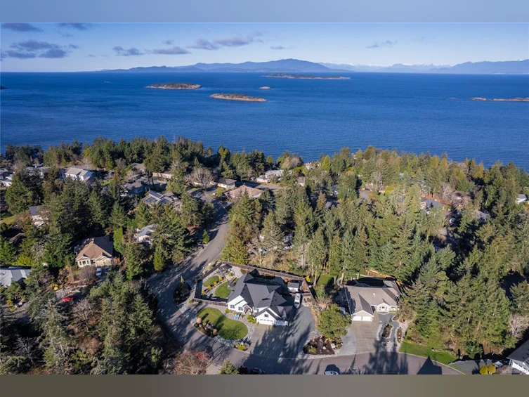 3323 Henley Place, Fairwinds, BC, V9P 9H6 - 67