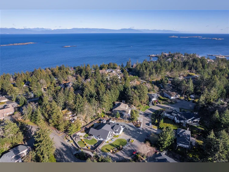 3323 Henley Place, Fairwinds, BC, V9P 9H6 - 69