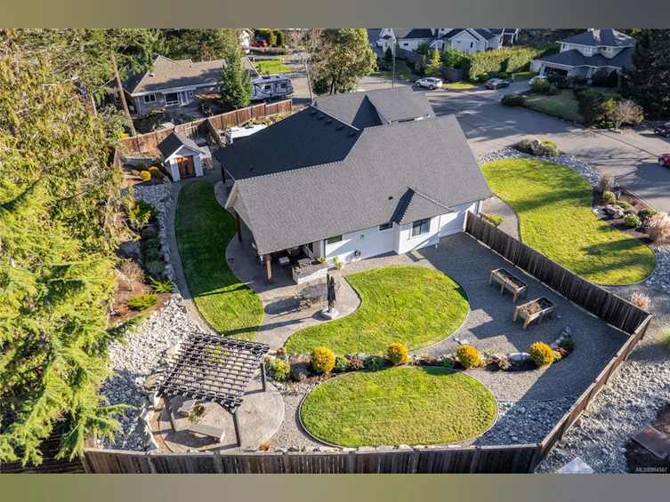 3323 Henley Place, Fairwinds, BC, V9P 9H6 - 74