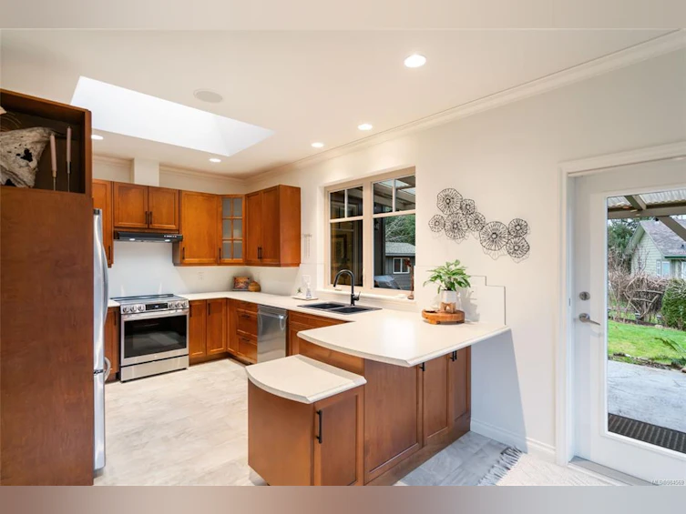 4235 Wildwood Road, Bowser/Deep Bay, BC, V0R 1G0 - 5