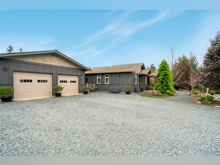 4235 Wildwood Road, Bowser/Deep Bay, BC, V0R 1G0 - 11