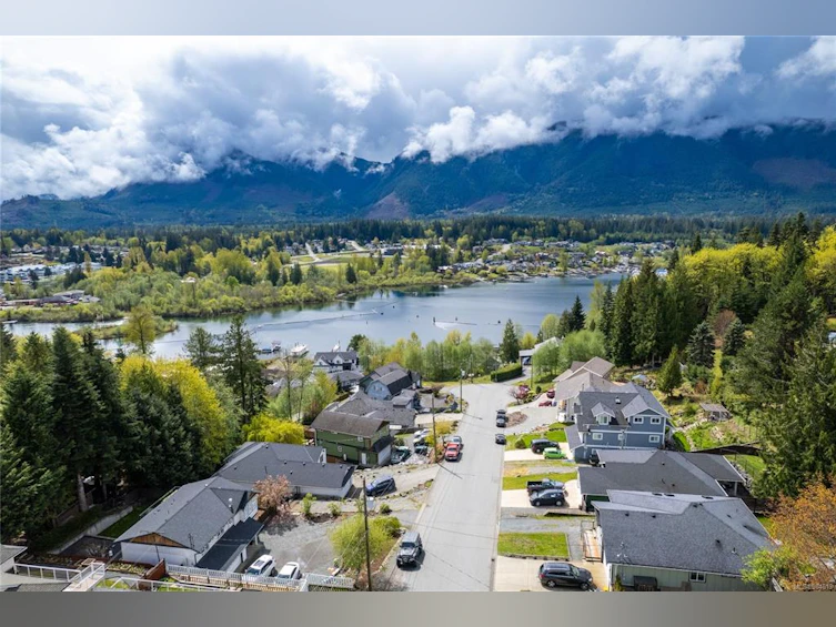 276 Castley Heights, Lake Cowichan, BC, V0R 2G0 - 42