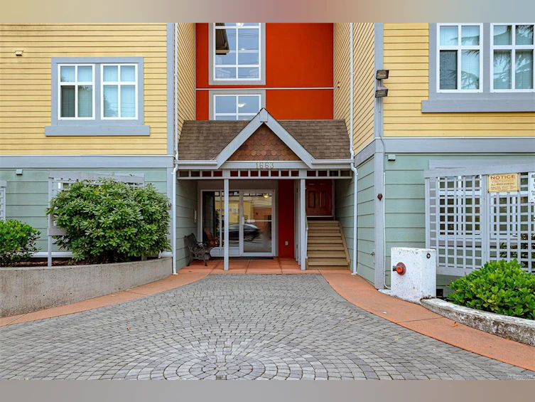 204-1663 Mckenzie Avenue, Saanich, BC, V8N 1A6 - 7