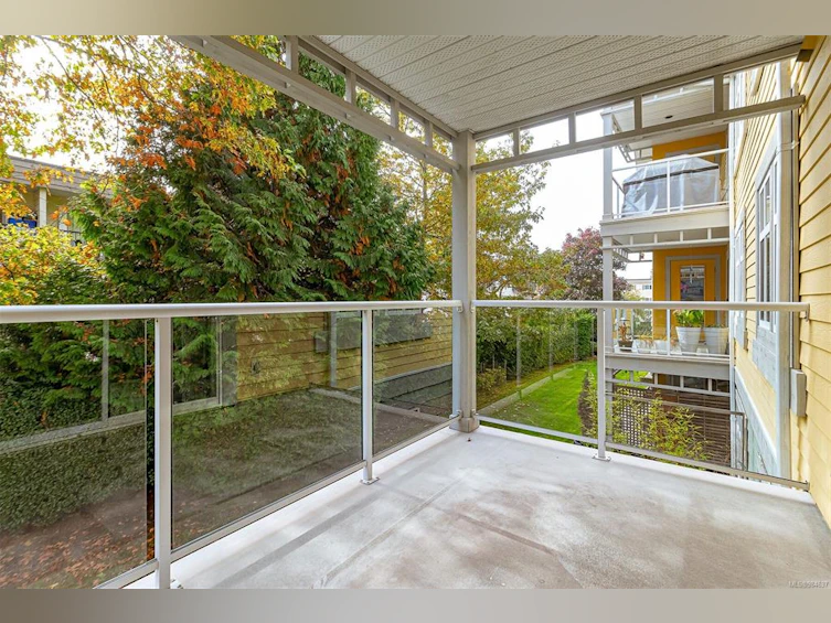 204-1663 Mckenzie Avenue, Saanich, BC, V8N 1A6 - 36
