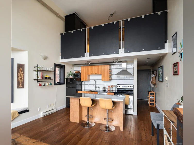 303-555 Chatham Street, Victoria, BC, V8T 1E1 - 14