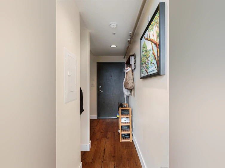 303-555 Chatham Street, Victoria, BC, V8T 1E1 - 18