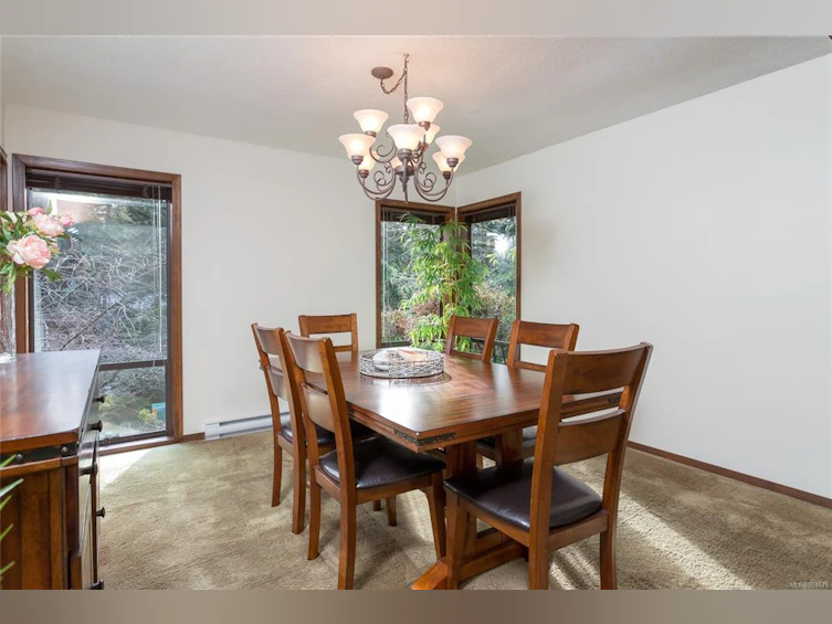 4464 Sunnywood Place, Saanich, BC, V8X 4N4 - 17