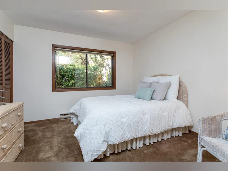 4464 Sunnywood Place, Saanich, BC, V8X 4N4 - 31