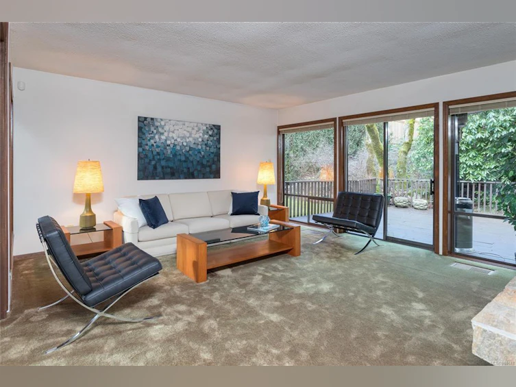 4464 Sunnywood Place, Saanich, BC, V8X 4N4 - 35
