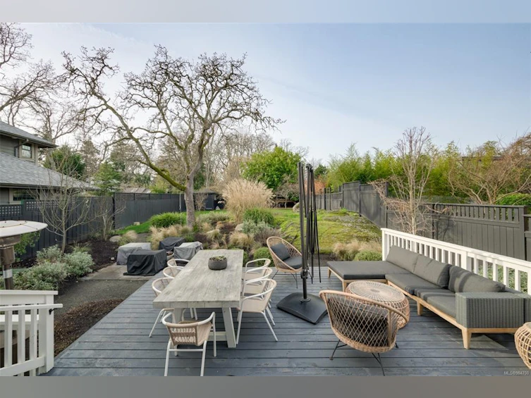 1248 Hewlett Place, Oak Bay, BC, V8S 4P7 - 65
