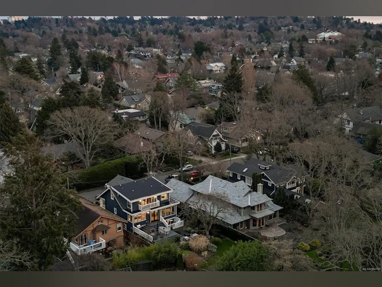 1248 Hewlett Place, Oak Bay, BC, V8S 4P7 - 76