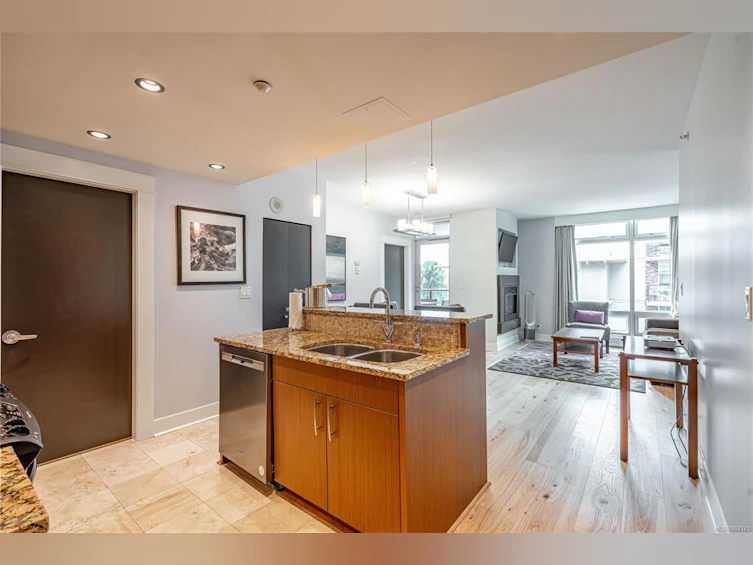 B505-810 Humboldt Street, Victoria, BC, V8V 5B1 - 18