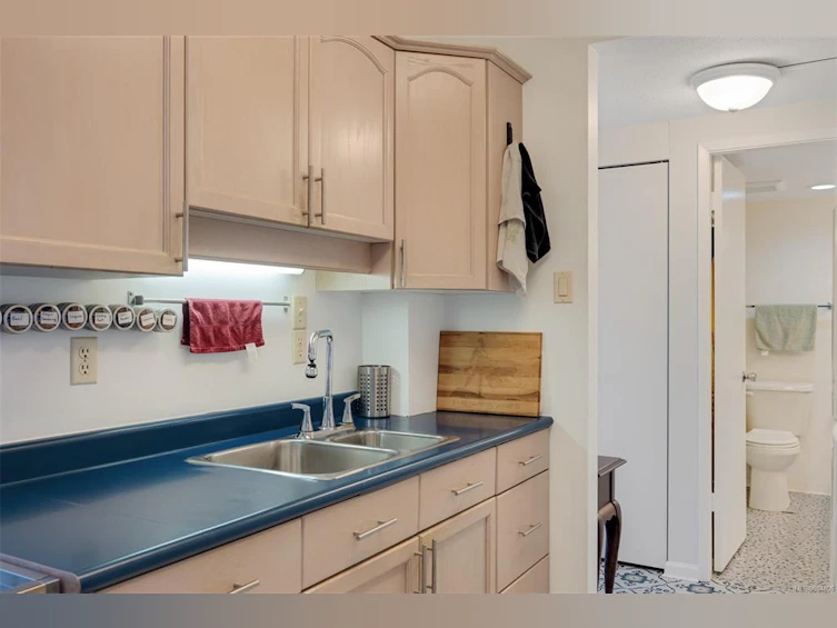 1403-647 Michigan Street, Victoria, BC, V8V 1S9 - 15