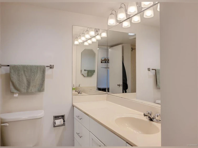 1403-647 Michigan Street, Victoria, BC, V8V 1S9 - 17