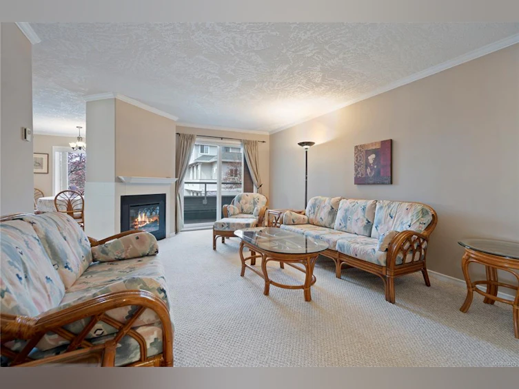 206-2349 James White Boulevard, Sidney, BC, V8L 1Z7 - 10