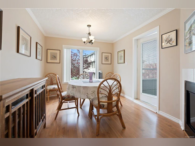 206-2349 James White Boulevard, Sidney, BC, V8L 1Z7 - 13