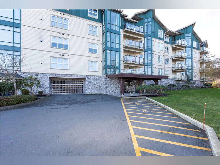 102-2676 S Island Highway, Campbell River, BC, V9W 1C7 - 33