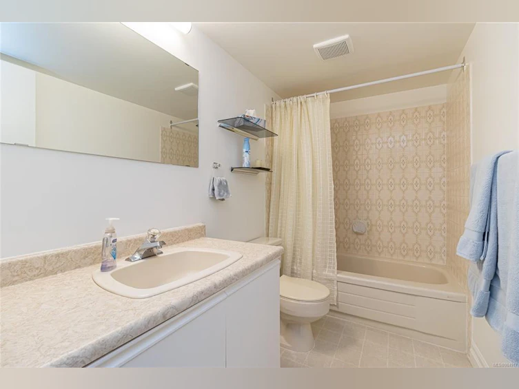 106-949 Cloverdale Avenue, Saanich, BC, V8X 2T4 - 20