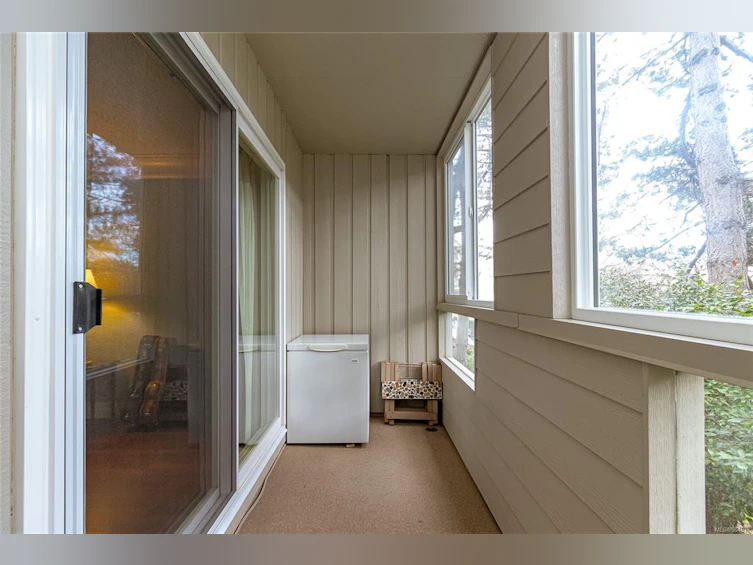 106-949 Cloverdale Avenue, Saanich, BC, V8X 2T4 - 23