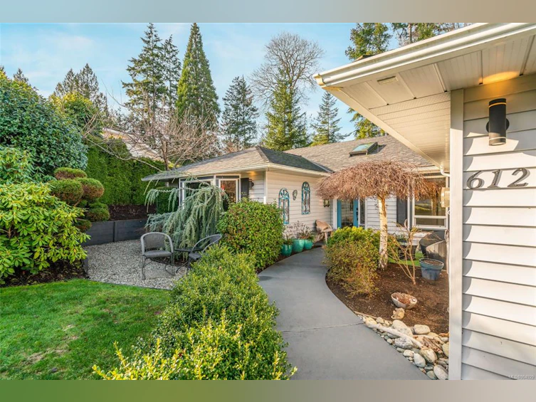612 Nassau Crescent, Qualicum Beach, BC, V9K 1C4 - 43