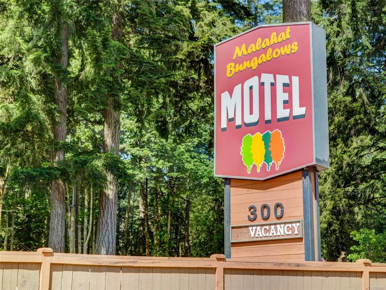 300 Meadow Way, Mill Bay, BC, V0R 2L0