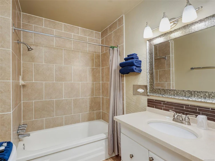 300 Meadow Way, Mill Bay, BC, V0R 2L0 - 19