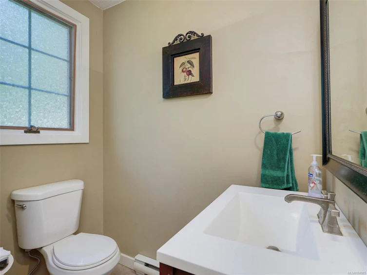 300 Meadow Way, Mill Bay, BC, V0R 2L0 - 47