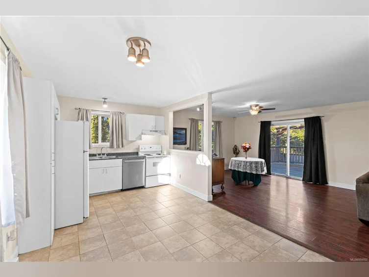 1250 Westurne Heights, Hilliers, BC, V9K 2S9 - 3