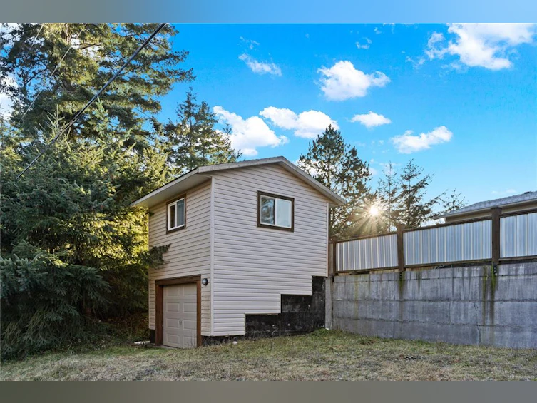 1250 Westurne Heights, Hilliers, BC, V9K 2S9 - 9