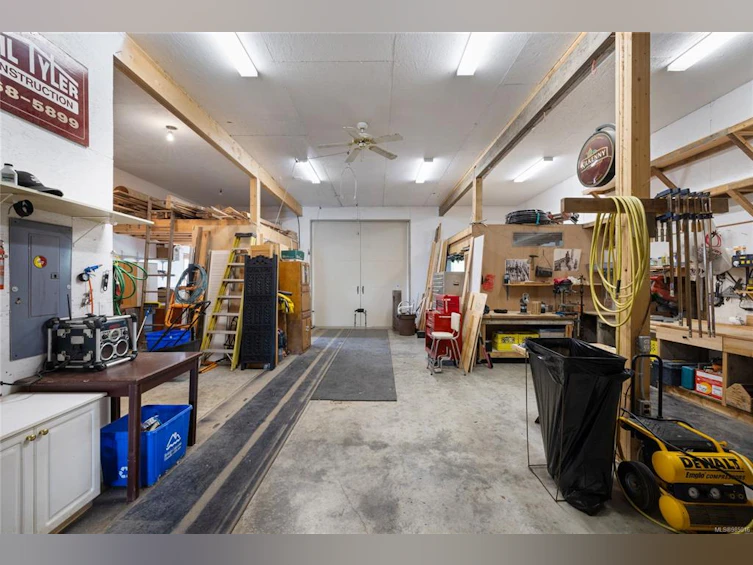 1978 Sun King Road, Coombs, BC, V0R 1M0 - 49