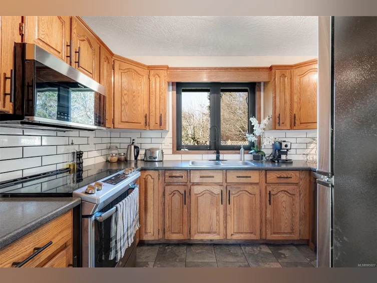 2849 Pickford Road, Colwood, BC, V9B 2K3 - 14